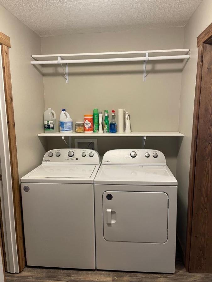 Modern Farmhouse 3 Bed, 2 Bath Apartment, Sleeps 7, Lots Of Space, Steps To Downtown, Honeywell & Eagles Theater Wabash Extérieur photo
