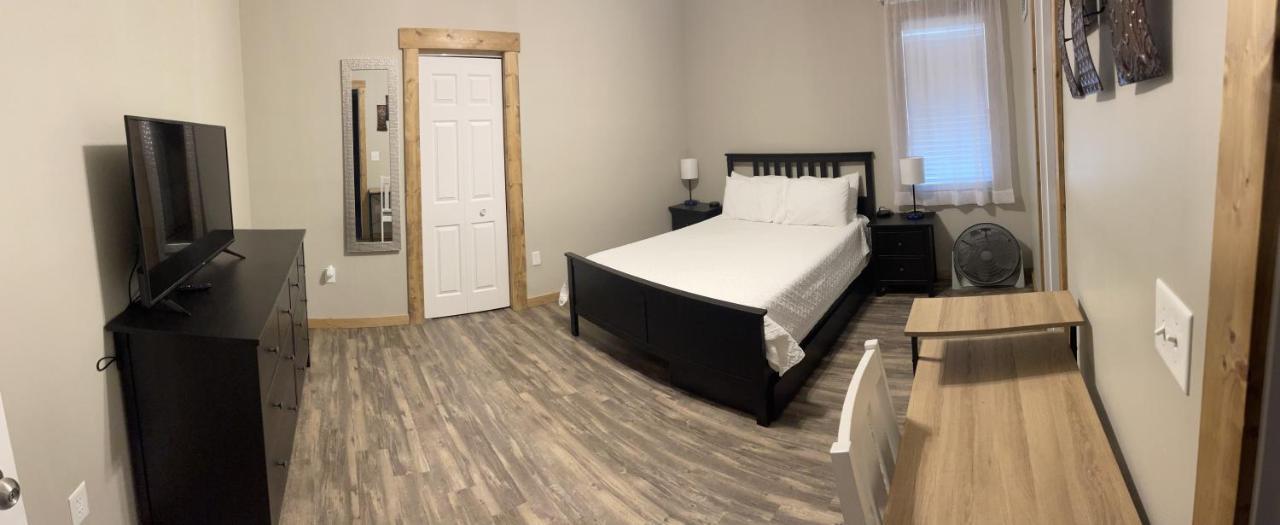 Modern Farmhouse 3 Bed, 2 Bath Apartment, Sleeps 7, Lots Of Space, Steps To Downtown, Honeywell & Eagles Theater Wabash Extérieur photo